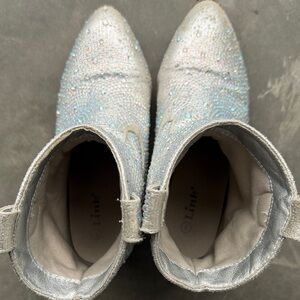 Girls sparkly boots size 1